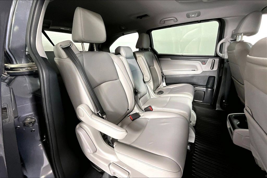 Used 2024 Honda Odyssey Touring image 27