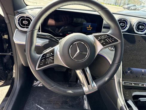 Used 2025 Mercedes-Benz CLE 300 4MATIC Cabriolet image 19