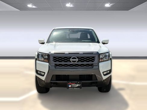 Used 2025 Nissan Frontier SV w/ SV Convenience Package AWD/4WD image 6