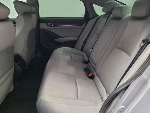 Used 2018 Honda Accord EX image 18