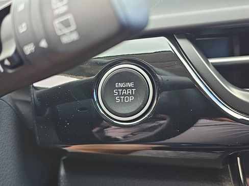 New 2026 Kia Seltos S FWD image 27