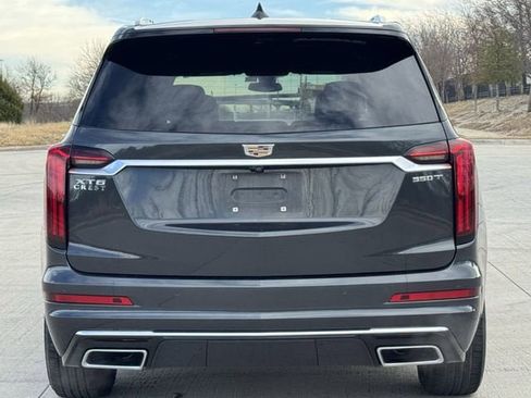 Certified 2022 Cadillac XT6 Luxury image 6