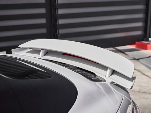 Used 2022 Porsche 911 Turbo S w/ 911 Turbo Sportdesign Package image 10