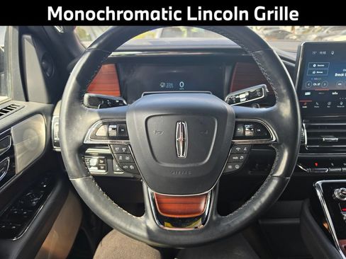 Used 2023 Lincoln Navigator L Reserve AWD/4WD image 15