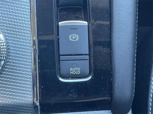 Used 2022 Mitsubishi Outlander SEL image 30