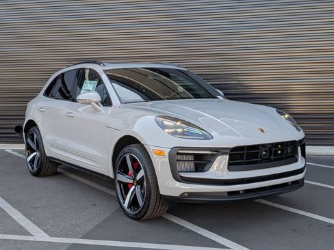 New 2026 Porsche Macan S AWD/4WD image 9