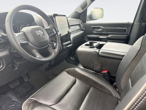 Used 2023 RAM 1500 Laramie AWD/4WD image 10