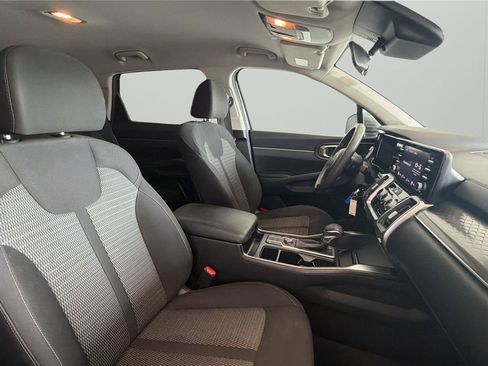 Used 2022 Kia Sorento LX AWD/4WD image 14