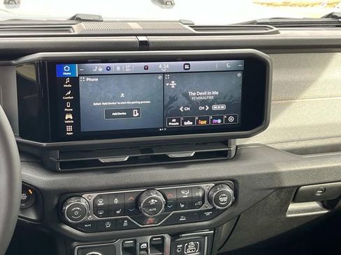 New 2026 Jeep Gladiator Sport image 15