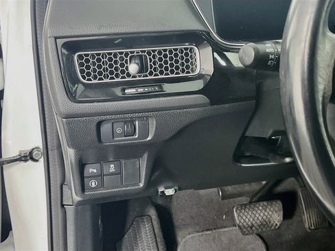 Used 2023 Honda Civic Touring image 17