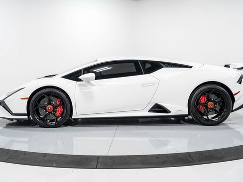 Used 2024 Lamborghini Huracan Tecnica RWD image 6