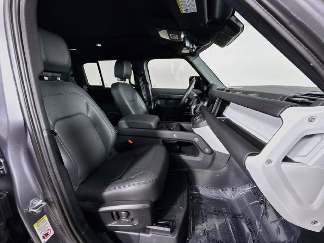 Certified 2024 Land Rover Defender 110 S AWD/4WD image 30