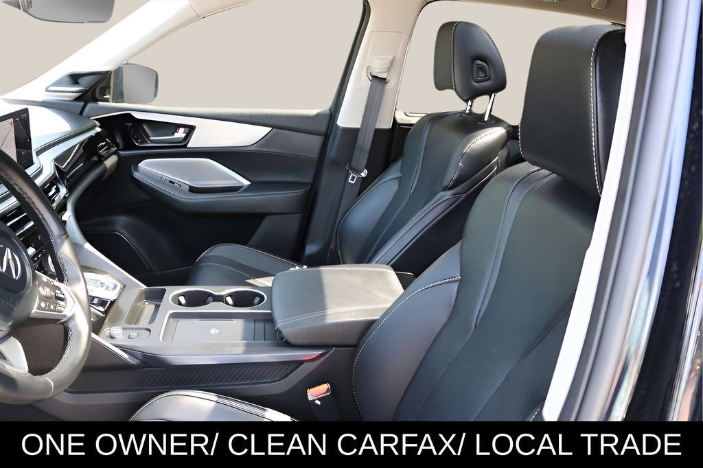 Used 2025 Acura MDX w/ Technology Package FWD image 12