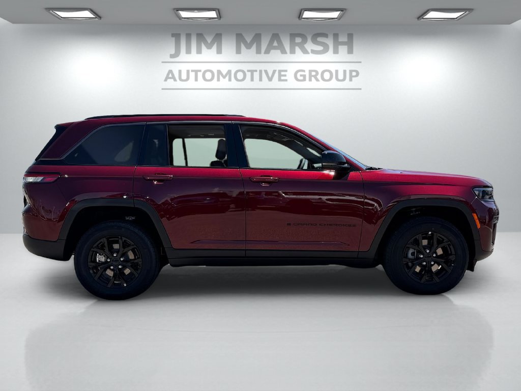 New 2026 Jeep Grand Cherokee Altitude AWD/4WD image 7