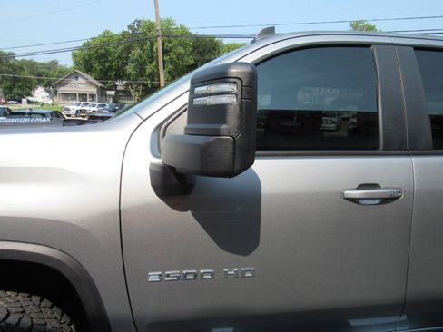 Used 2024 Chevrolet Silverado 3500 LT AWD/4WD image 17