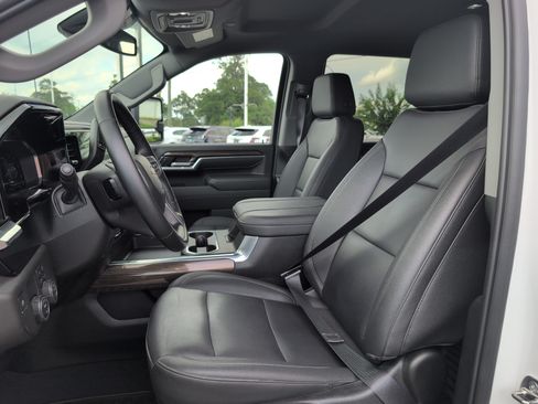 Used 2024 Chevrolet Silverado 3500 LT w/ All Star Edition RWD image 13