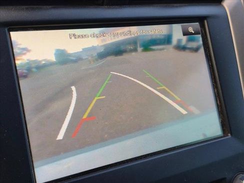 Used 2013 Ford Fusion SE FWD image 12