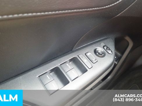 Used 2017 Honda Civic Touring image 18