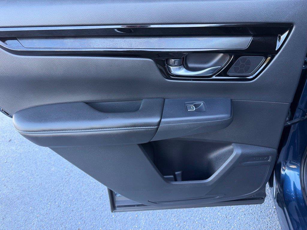 Used 2025 Honda CR-V EX-L image 13