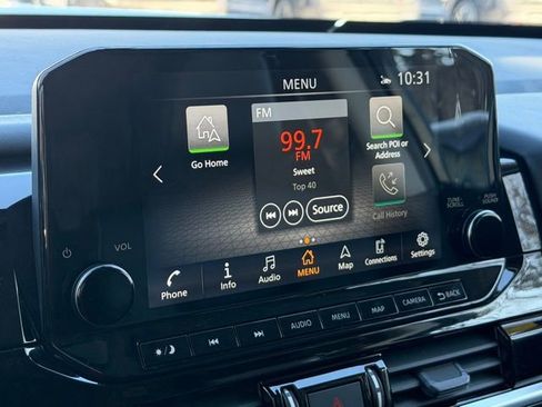 Used 2023 Nissan Pathfinder SL w/ Black Appearance Package image 40