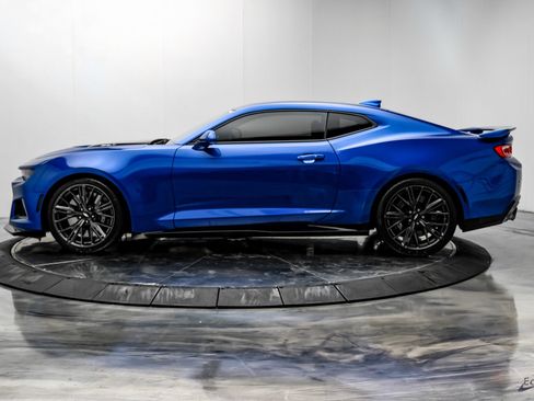 Used 2018 Chevrolet Camaro ZL1 image 5