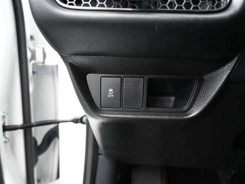 Certified 2026 Honda HR-V LX image 22