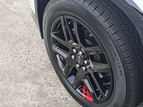 Certified 2023 Chevrolet Traverse Premier w/ Redline Edition image 9