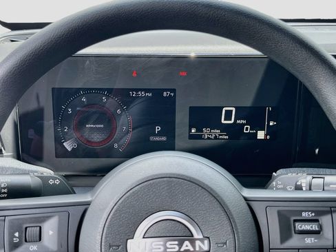 Used 2026 Nissan Kicks SV FWD image 12