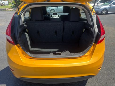 Used 2011 Ford Fiesta SES FWD image 13