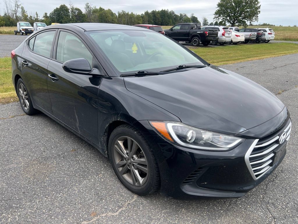 Used 2018 Hyundai Elantra SEL FWD image 2