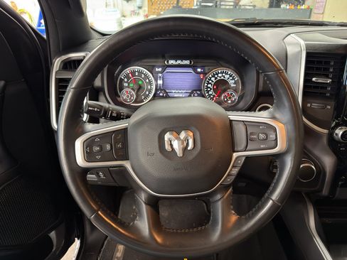 Used 2023 RAM 1500 Big Horn AWD/4WD image 6