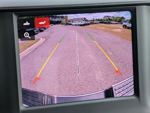 Used 2024 RAM 2500 Tradesman w/ Chrome Appearance Group image 12