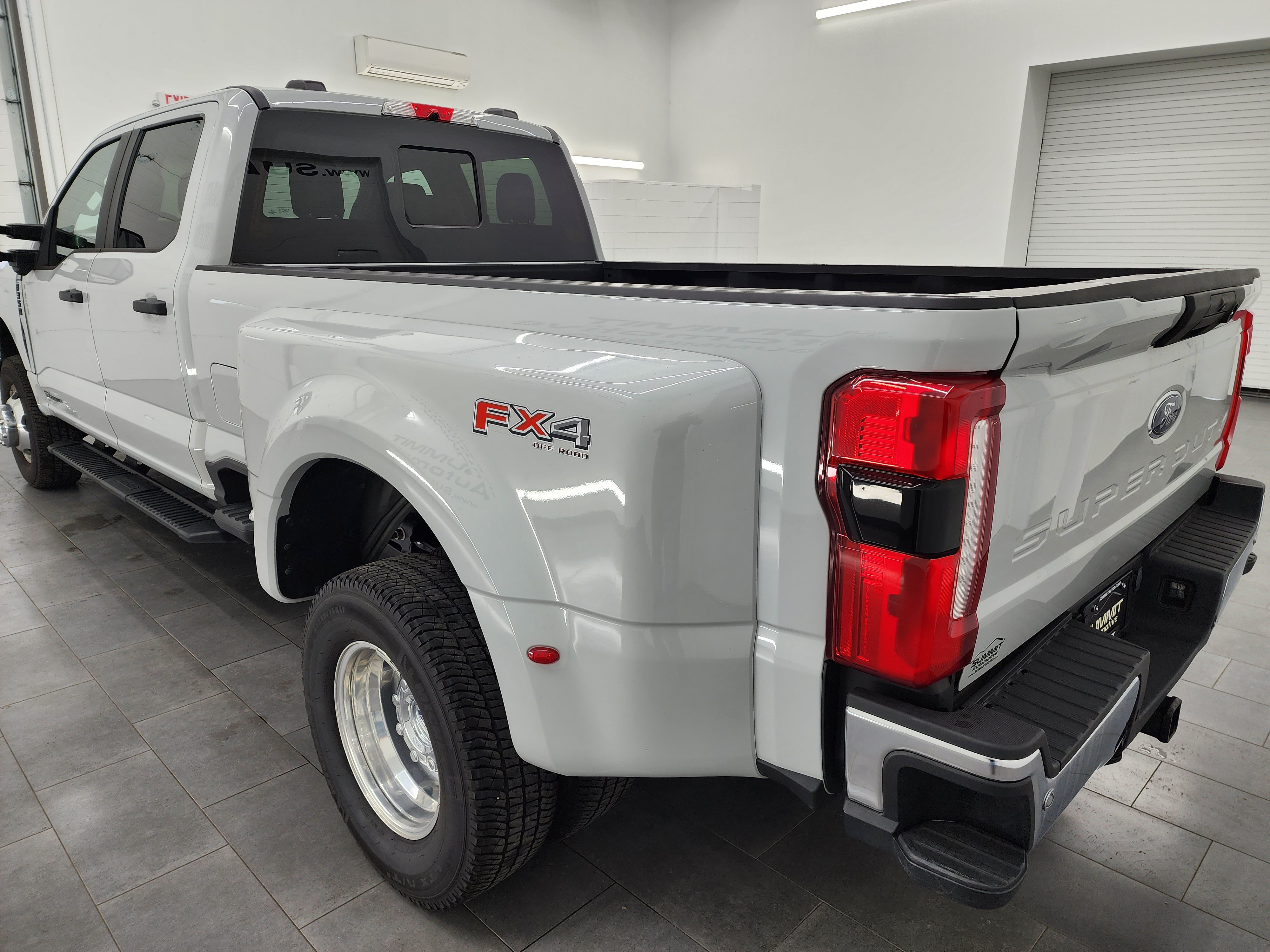 Used 2025 Ford F350 XL w/ 360-Degree Camera Package AWD/4WD image 6