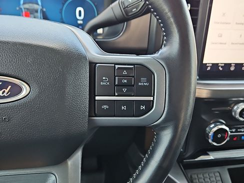 Used 2024 Ford F250 Lariat w/ Lariat Ultimate Package AWD/4WD image 18