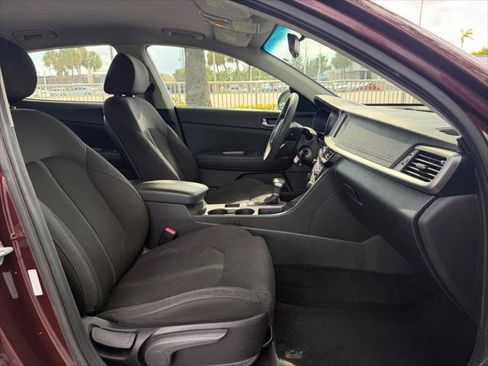 Used 2019 Kia Optima LX FWD image 14