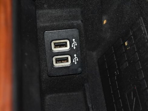 Used 2019 Lincoln Navigator Reserve AWD/4WD image 16