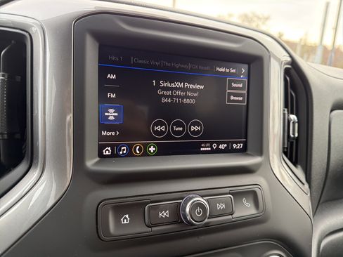 Used 2024 GMC Sierra 2500 Pro w/ Convenience Package image 19