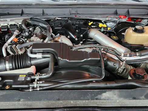 Used 2011 Ford F250 XLT w/ XLT Premium Pkg image 44