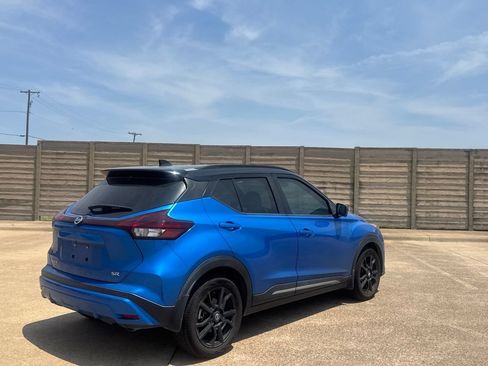 Used 2021 Nissan Kicks SR FWD image 19