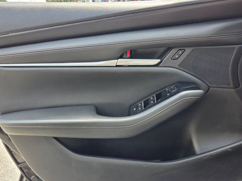 Used 2024 MAZDA MAZDA3 s FWD image 27
