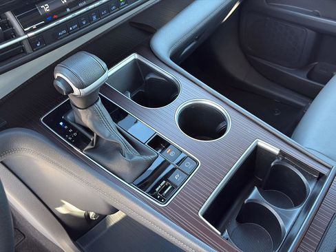 Used 2023 Toyota Sienna XLE image 15