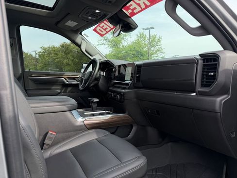 Used 2024 Chevrolet Silverado 1500 RST w/ Rally Edition AWD/4WD image 35