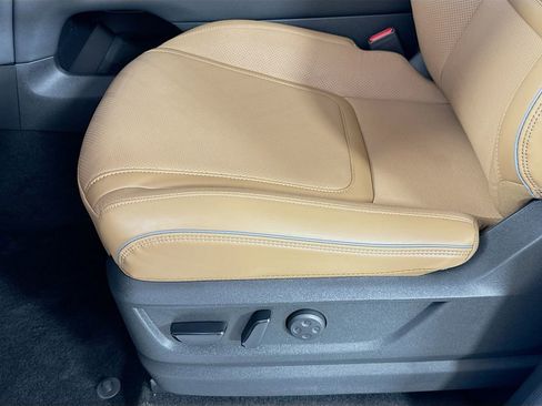 New 2026 INFINITI QX80 Luxe image 23