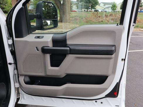 Used 2020 Ford F250 XL w/ Power Equipment Group AWD/4WD image 23