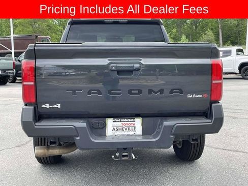 Used 2024 Toyota Tacoma SR AWD/4WD image 4
