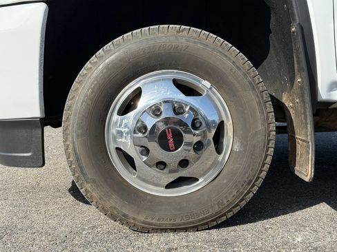 Used 2019 GMC Sierra 3500 Denali AWD/4WD image 10