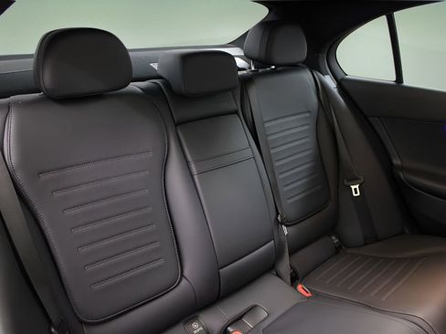 Used 2022 Mercedes-Benz C 300 Sedan image 28