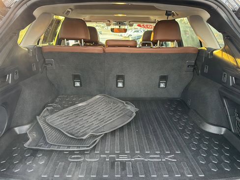 Used 2022 Subaru Outback Touring XT image 29