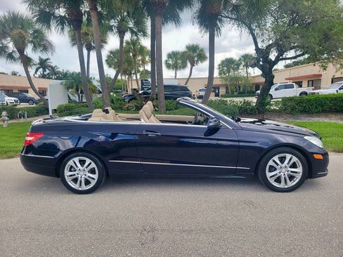 Used 2011 Mercedes-Benz E 350 Cabriolet image 12