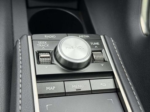 Used 2021 Lexus LC 500 Convertible w/ Touring Package RWD image 27